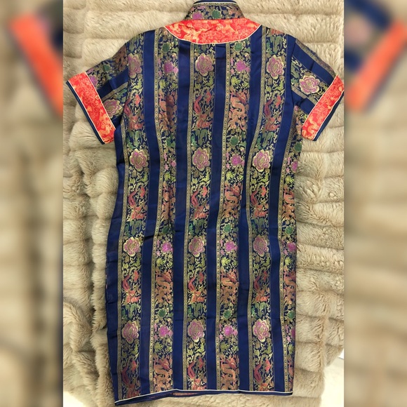 Qipao Silk Traditional Chinese Form Fit Dress - Picture 5 of 6
